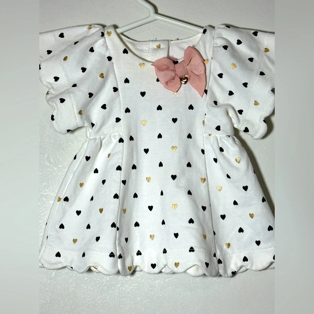 Isaac Mizrahi White Dress with Heart Pattern and Pink Bow Size 0-3 months